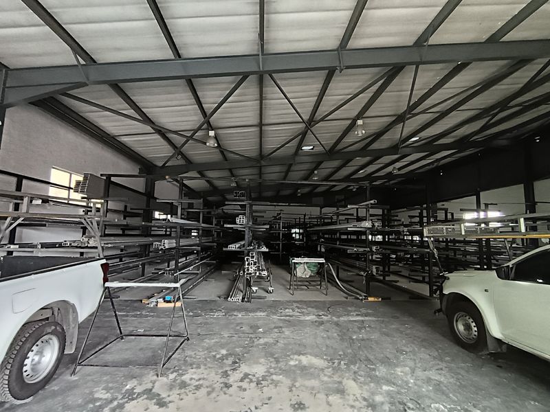 Warehouse For Sale in Briardene, Durban, KwaZulu Natal - Photo 2