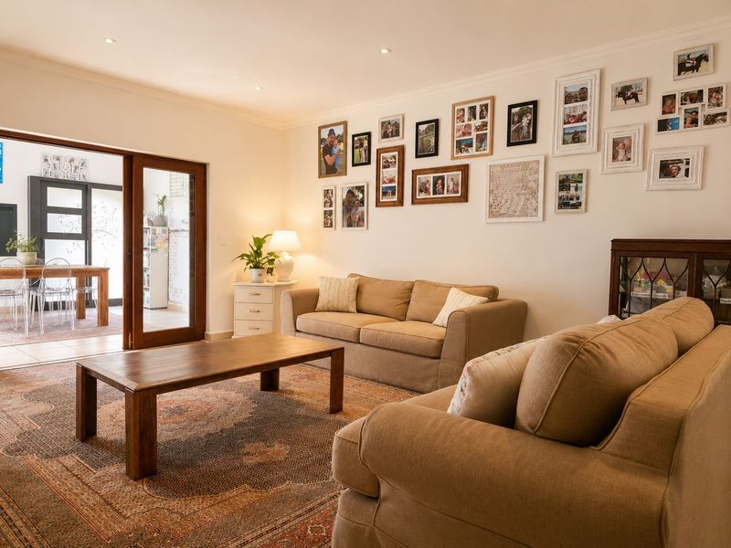Spacious Ground Floor Apartment Offering an Exceptional Equestrian Estate Lifestyle - Photo 8