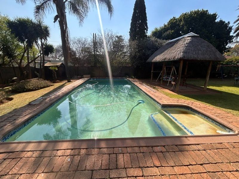 House For Sale in Allen Grove, Kempton Park - Photo 8