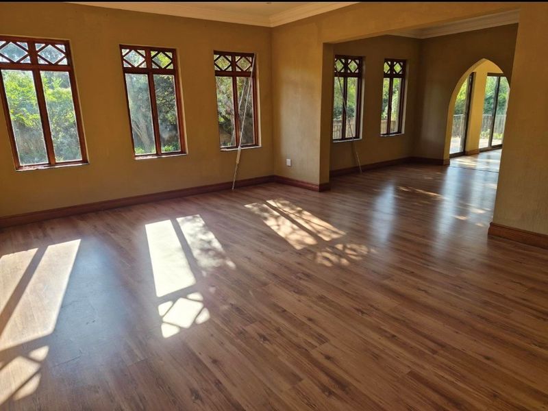 Spacious Entertainers Home, Olivedale, Randburg - Photo 3