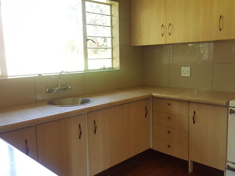 House For Sale in Rangeview, Krugersdorp - Photo 9
