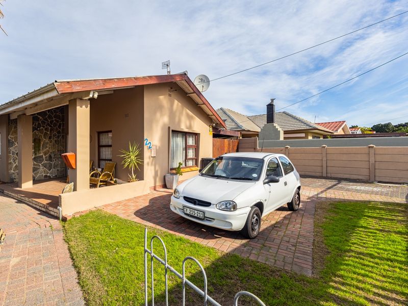 Spacious Family Home with Flatlet potential - Photo 1
