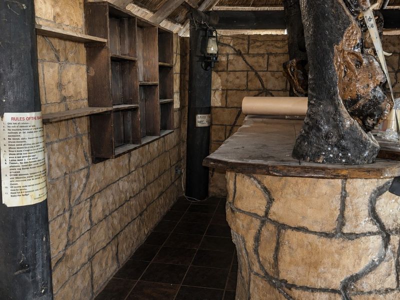 Spacious family Home with Excellent extras! - Photo 4