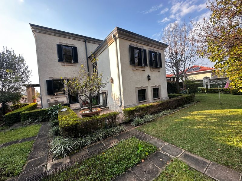 A Timeless Italian Villa with Spectacular Panoramic Views, Waterkloof ridge - Photo 10