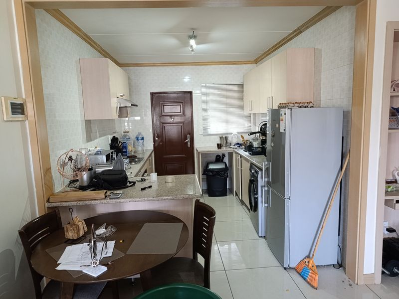Live on top of the world in this 2 bed 1 bath apartment in highly sought after Phoenix Regent I - Photo 5