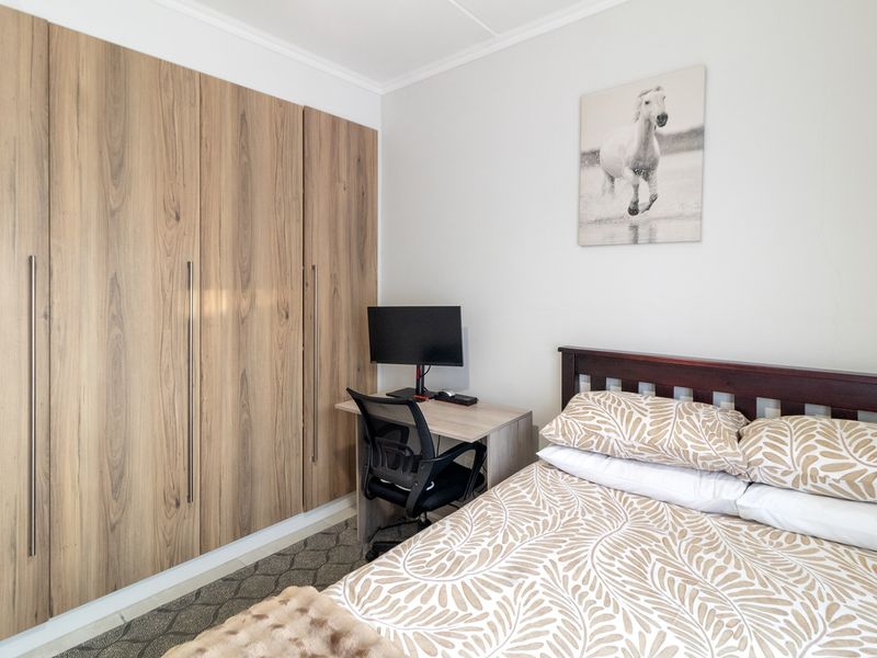 Exclusive Ground Floor Apartment, The Perfect Family Home in De Zicht Lifestyle Estate - Photo 10