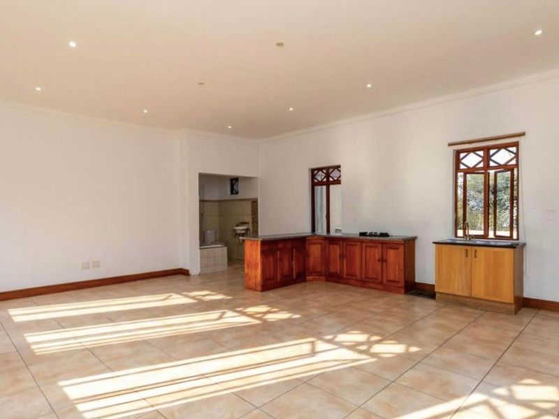 Studio Apartment, Northriding Randburg - Photo 3