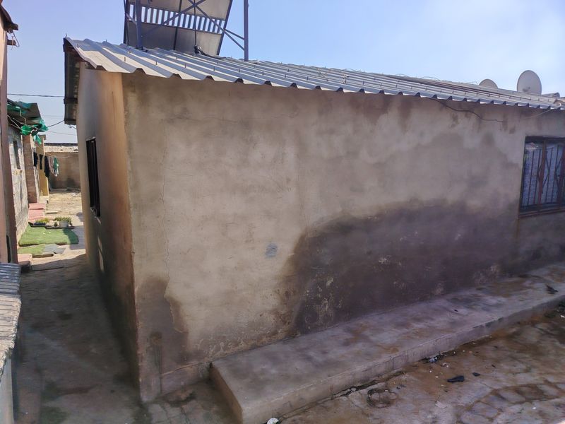 House For Sale in Ivory Park, Midrand - Photo 3