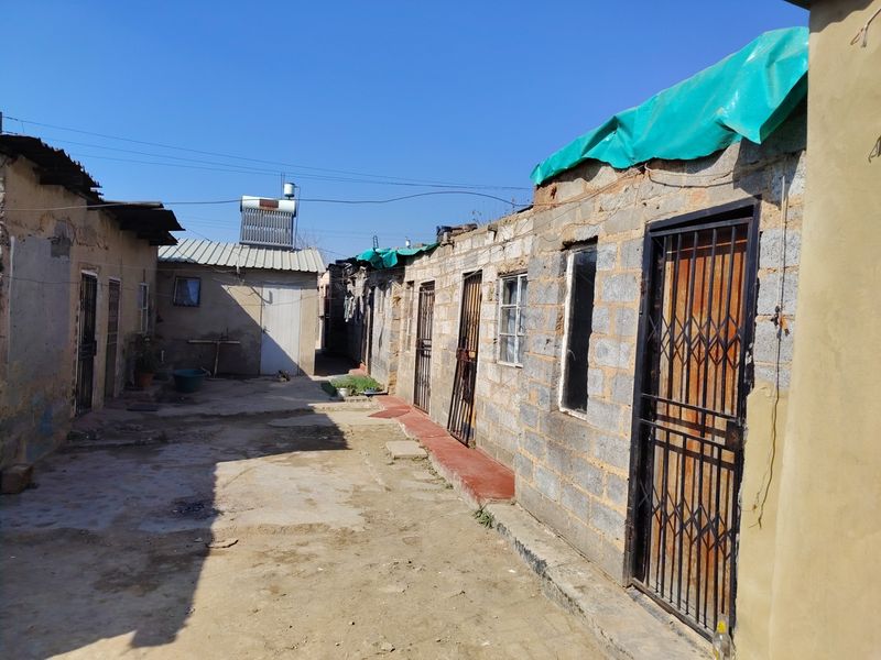 House For Sale in Ivory Park, Midrand - Photo 6