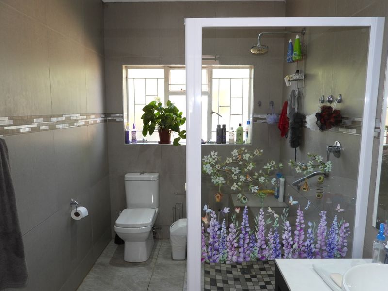 A Family Home That Has It All - Photo 9