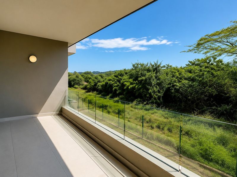 Spacious 2-Bedroom Apartment in Secure Coastal Estate - Photo 4