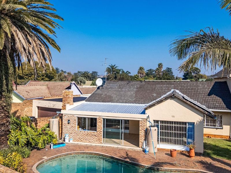 House For Sale in Edleen, Kempton Park - Photo 2