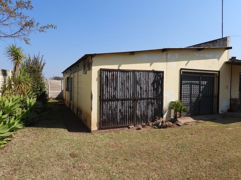 Established Industrial Property with Rental Income and Business Opportunity - Photo 8