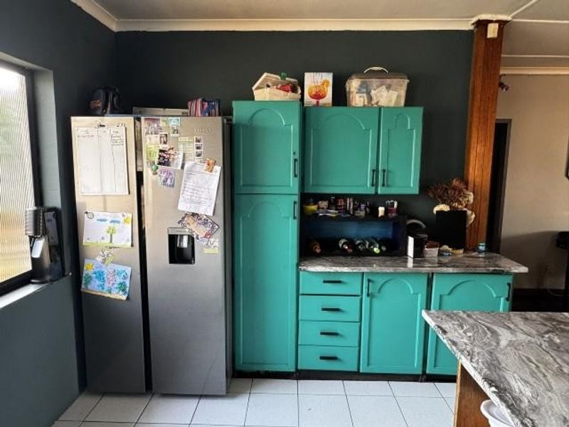 House For Sale in Birchleigh, Kempton Park - Photo 9