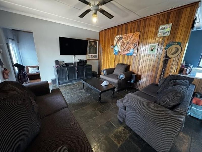 House For Sale in Birchleigh, Kempton Park - Photo 5