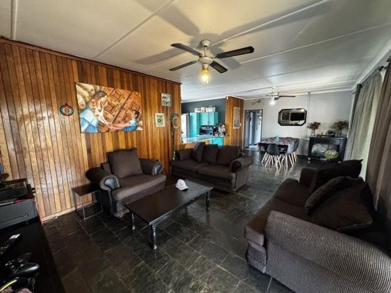 House For Sale in Birchleigh, Kempton Park - Photo 4