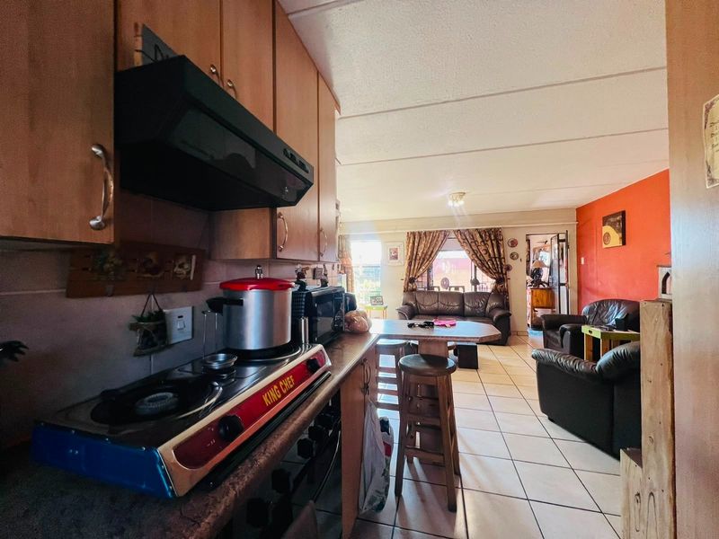 Townhouse For Sale in Vaalpark, Sasolburg - Photo 7