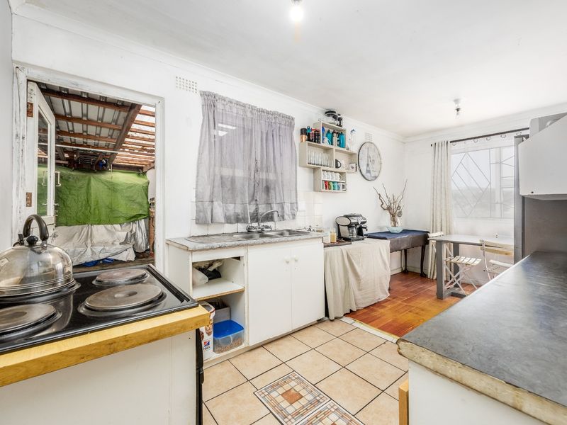 House For Sale - with Loads of Potential - in Strandfontein, Mitchells Plain - Photo 7