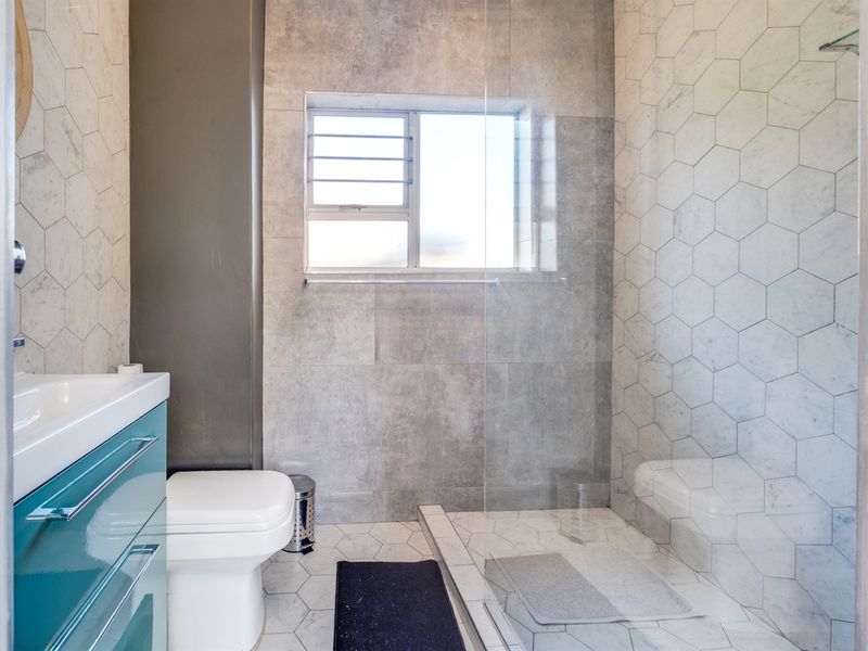 Renovated 1-Bedroom Ground Floor Apartment in Bedfordview - Photo 6