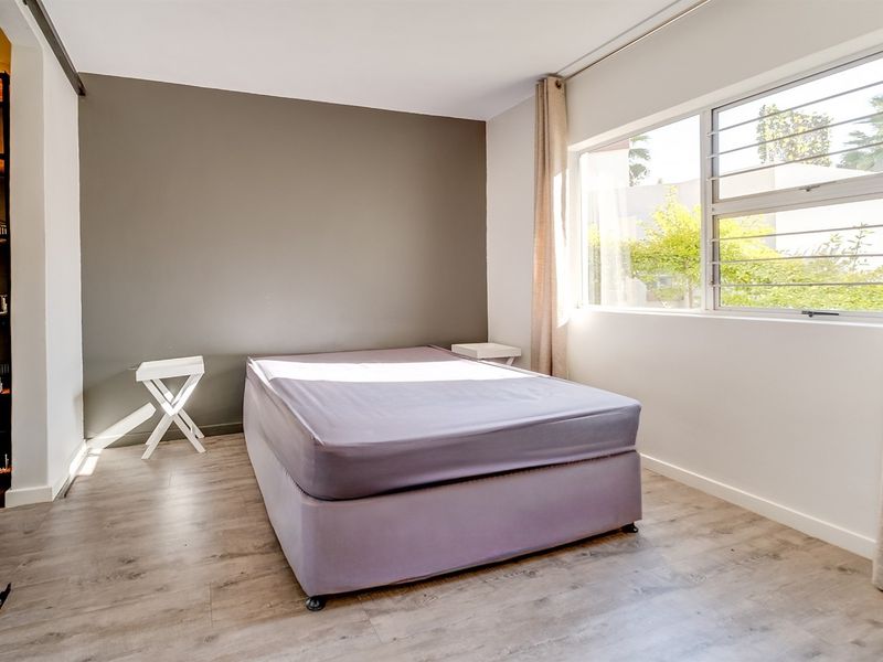 Renovated 1-Bedroom Ground Floor Apartment in Bedfordview - Photo 4