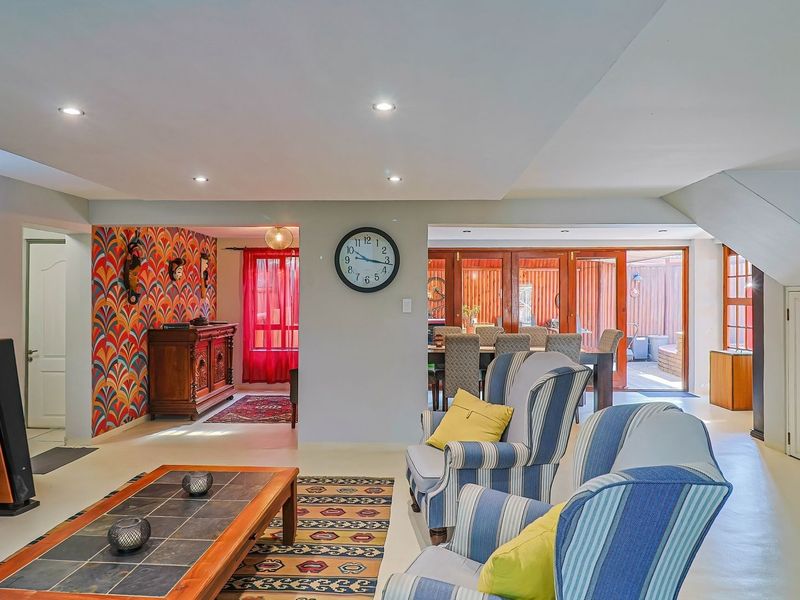 Exceptional Guesthouse Investment with Outstanding Income Potential - Photo 9