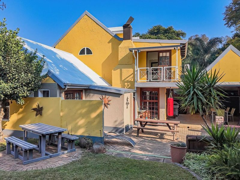Exceptional Guesthouse Investment with Outstanding Income Potential - Photo 4