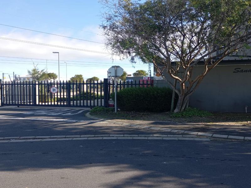 Prime Property House For Sale in Parklands East, Parklands, Blouberg - Photo 4