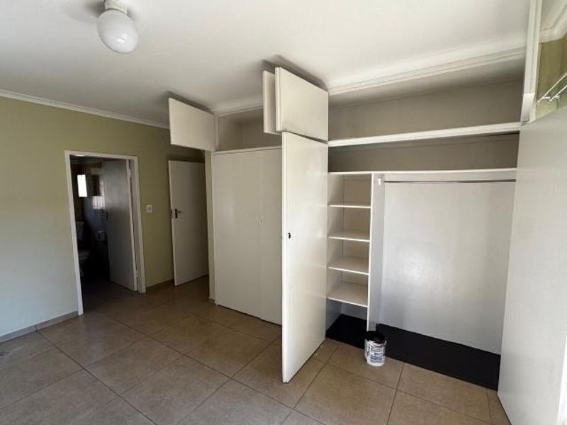 Townhouse For Sale in Birch Acres, Kempton Park - Photo 9