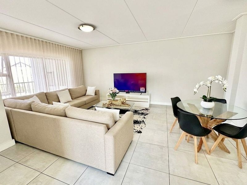 3 Bed - 2 Bath Apartment to Rent in The Polofields, Waterfall, Midrand - Photo 8