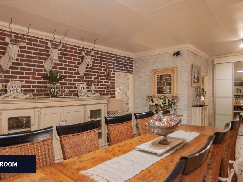 Five-Bedroom Country Home on 38ha, Off The Heidelberg to Vaal Dam Road - Photo 9