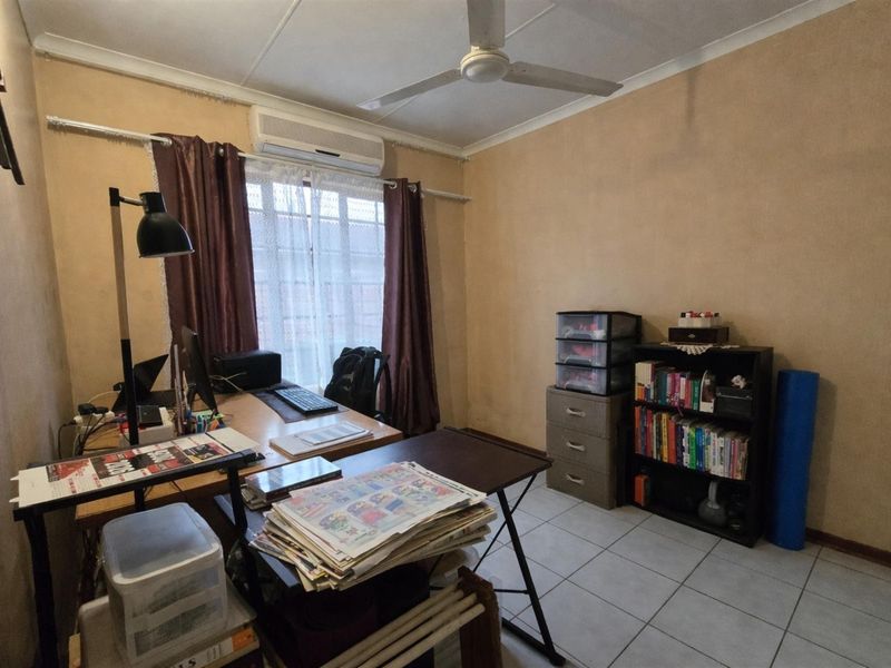 Low maintenance, 2 Bedroom facebrick unit for rent - Photo 10
