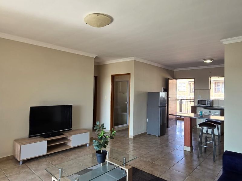 Splendid Apartment For Sale in Magalieskruin, Pretoria - Photo 5
