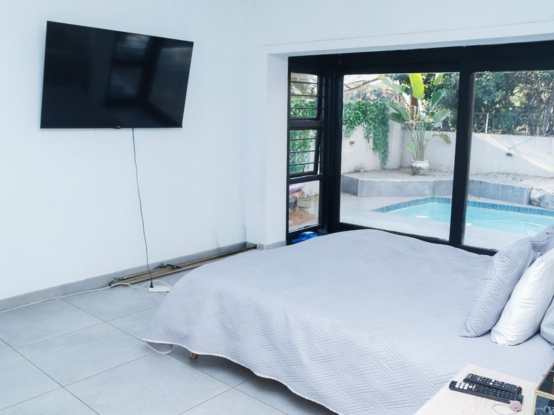 Breathtaking 3 bed 2 bathroom House For Sale in Northwold, Randburg - Photo 7