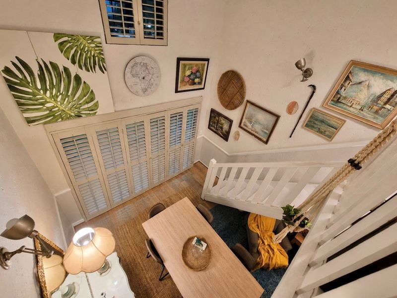 One-Bedroom Loft Apartment - Where Sophistication Meets Sanctuary - Photo 8