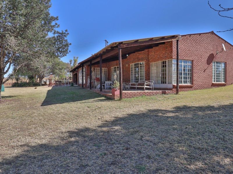 Farm For Sale in Dinokeng Game Reserve, Wonderboom - Photo 3