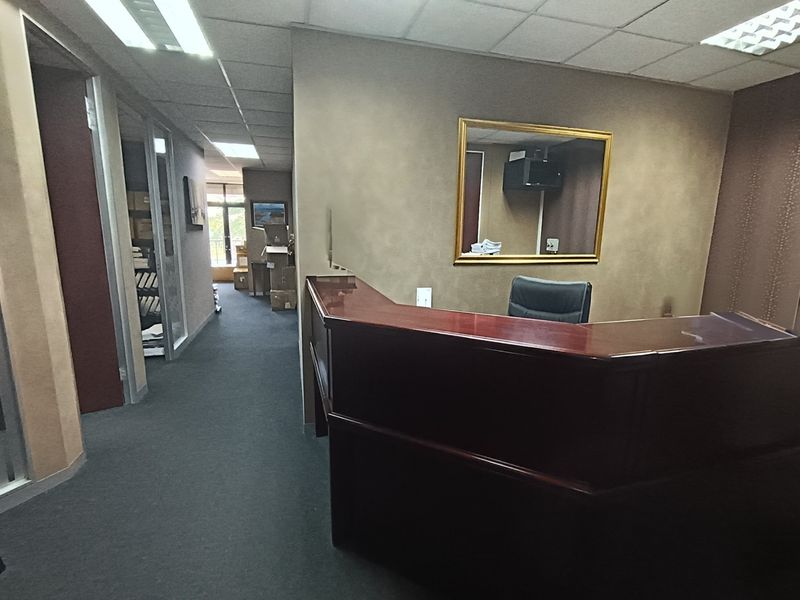 Office For Sale in Umhlanga Ridge, Umhlanga, KwaZulu Natal - Photo 1