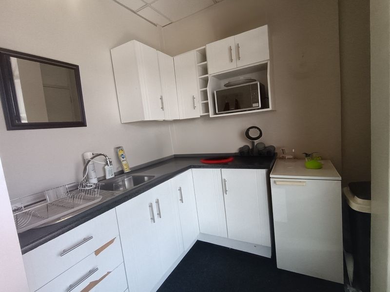 Office For Sale in Umhlanga Ridge, Umhlanga, KwaZulu Natal - Photo 8