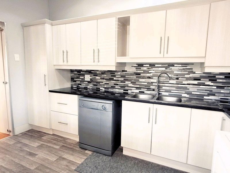 House For Sale in Stilbaai Wes, Stilbaai - Photo 10