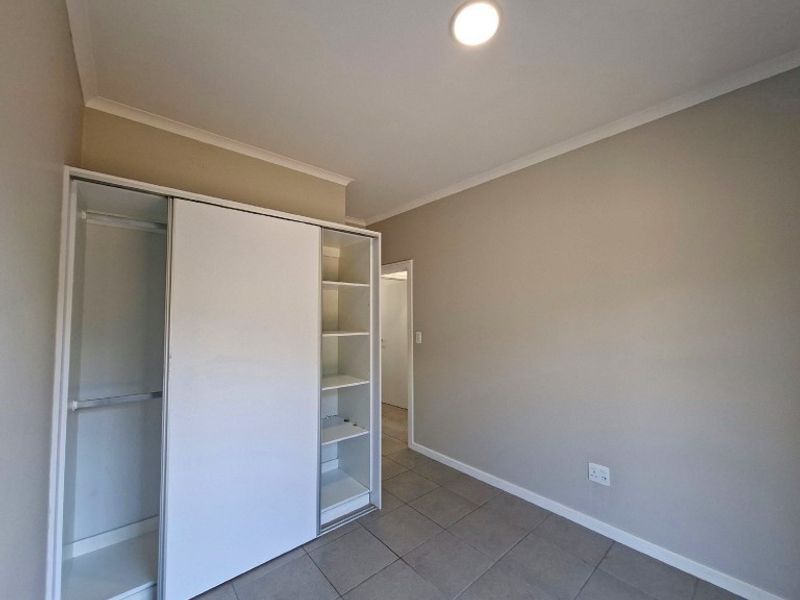 Sought After Duplex  To Rent in Waterfall, Hillcrest, KwaZulu Natal - Photo 8