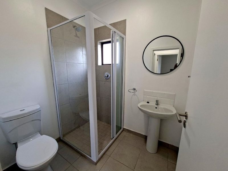 Sought After Duplex  To Rent in Waterfall, Hillcrest, KwaZulu Natal - Photo 10