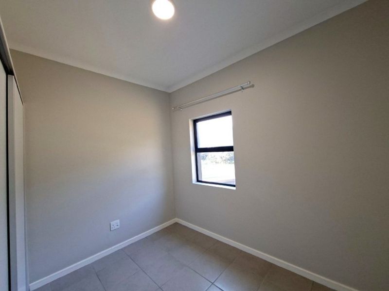 Sought After Duplex  To Rent in Waterfall, Hillcrest, KwaZulu Natal - Photo 9