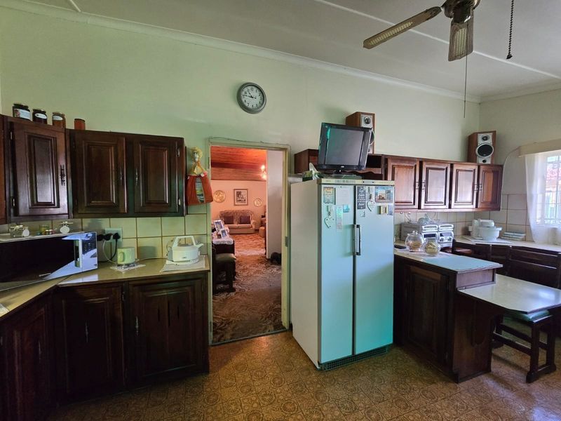 House For Sale in Sinoville, Pretoria - Photo 8
