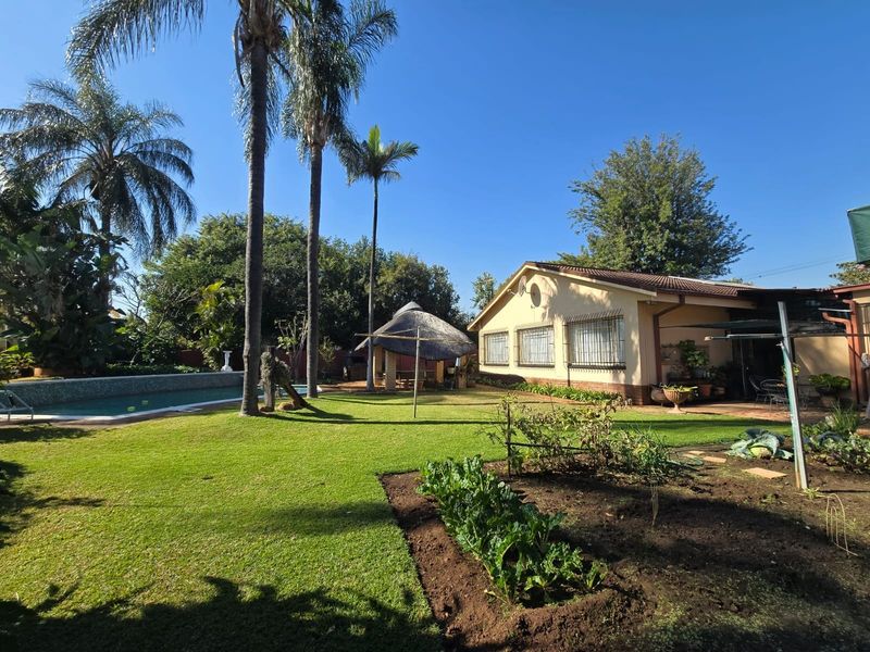 House For Sale in Sinoville, Pretoria - Photo 5
