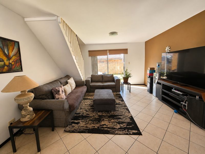 Secure Estate Living in the Heart of Featherdale Estate, Bonaero Park - Photo 6