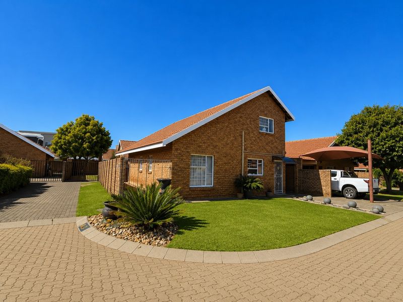 Secure Estate Living in the Heart of Featherdale Estate, Bonaero Park - Photo 3