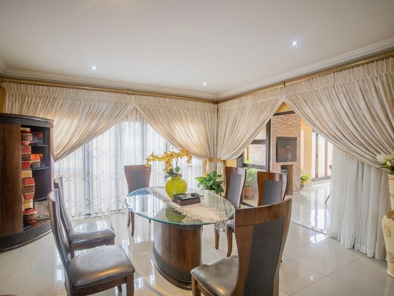 Exquisite, Expansive and Exclusive: A Sanctuary for the Whole Family - Photo 4