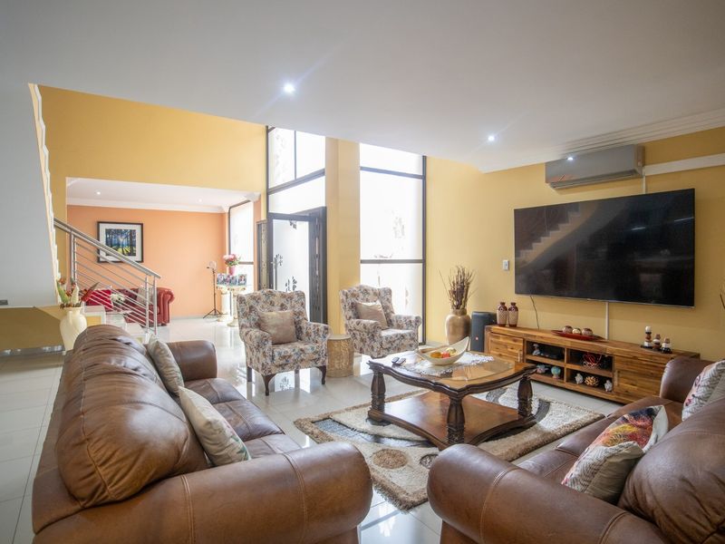 Exquisite, Expansive and Exclusive: A Sanctuary for the Whole Family - Photo 5