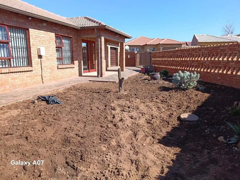 House For Sale in Hospital View, Kagiso, Krugersdorp - Photo 5