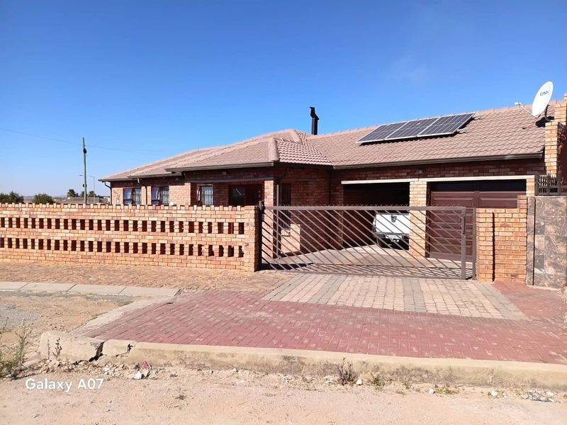House For Sale in Hospital View, Kagiso, Krugersdorp - Photo 8