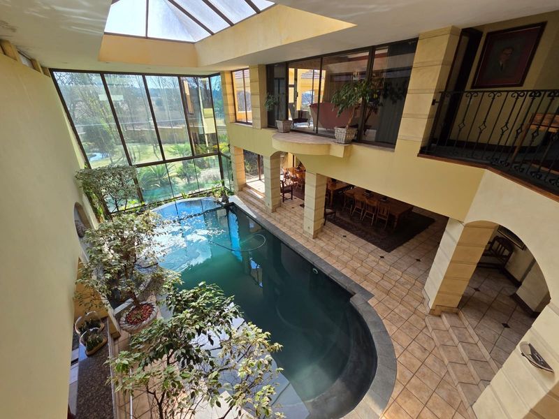 Contemporary Mediterranean Masterpiece with Private Golf Course Access for Sale - Photo 4